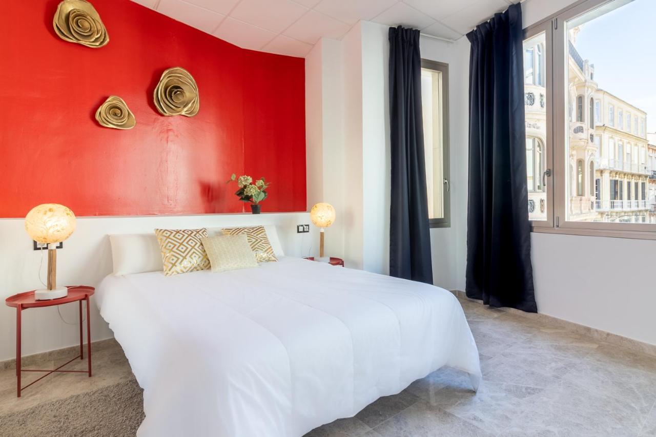 Saenz Suites Gallery By Bossh! Apartments Malaga Exterior photo